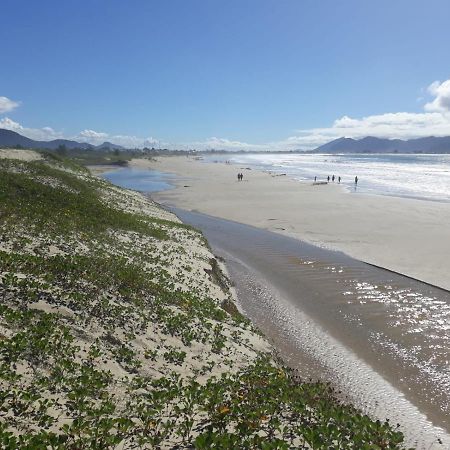 פלהוקה Apt 2Qts Na Praia Da Pinheira 20 Min Da Guarda Do Embau מראה חיצוני תמונה